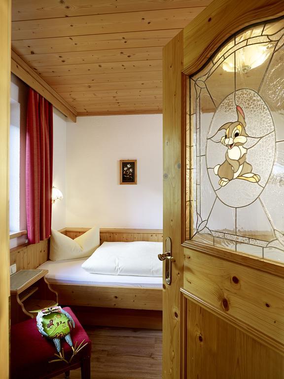 Hotel Traube 페트노이 암 아를베르크 객실 사진